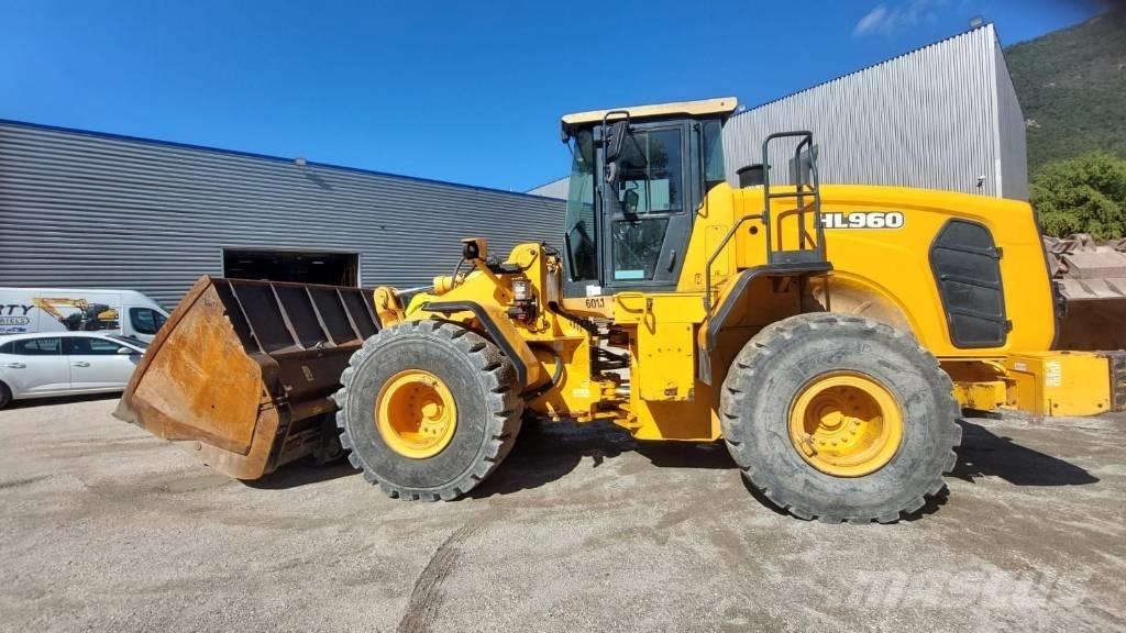 Hyundai HL 960 轮式装载机
