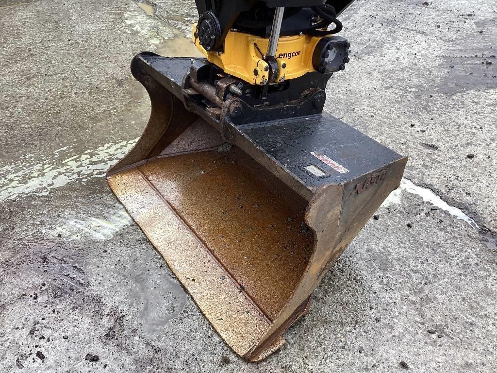 Hitachi ZX85US-6 中型挖掘机