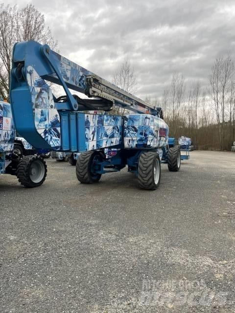 Genie ZX 135/70 曲臂高空工作平台