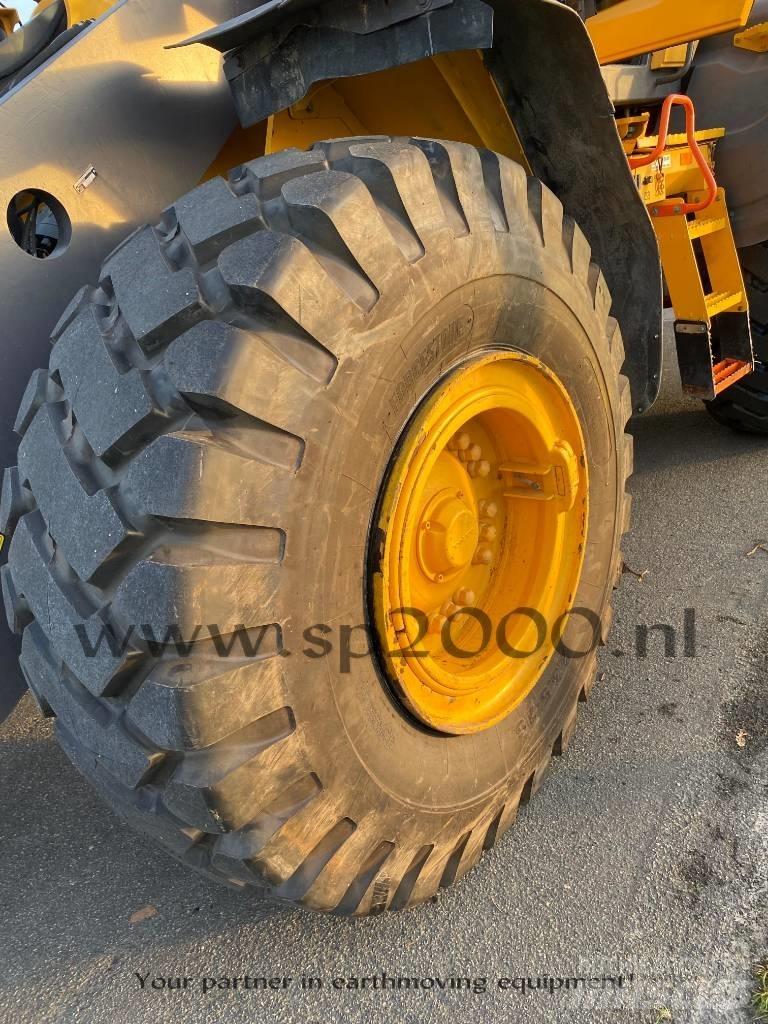 Volvo L 120 H 轮式装载机
