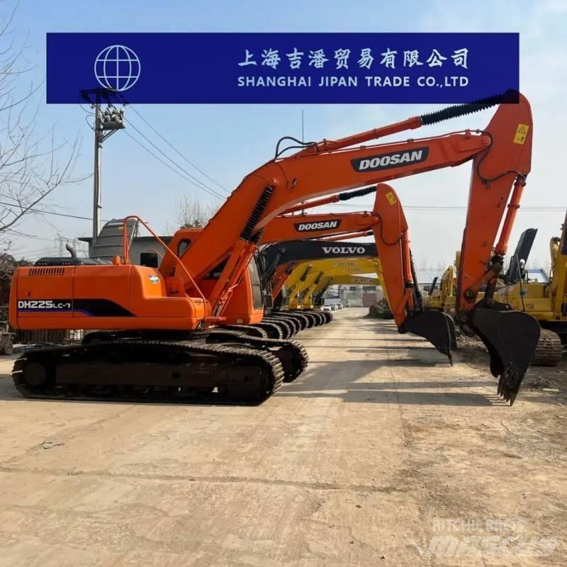 Doosan DH 225 LC-7 履带挖掘机