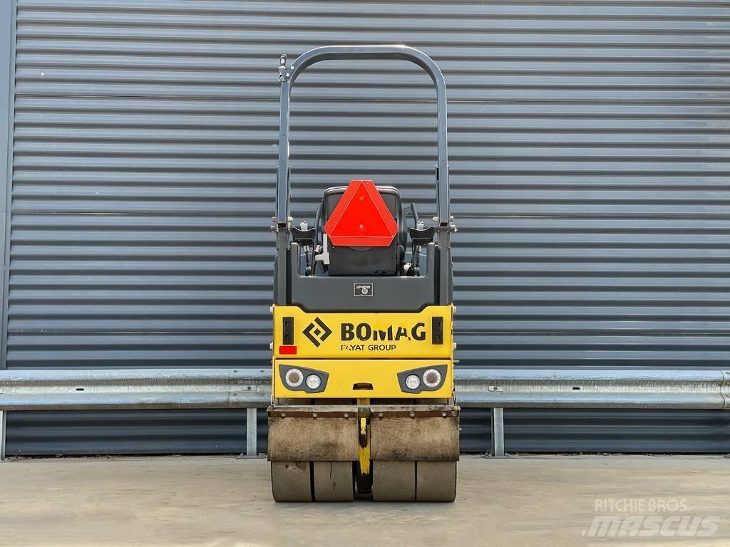 Bomag BW 100 AC-5 复合式压路机