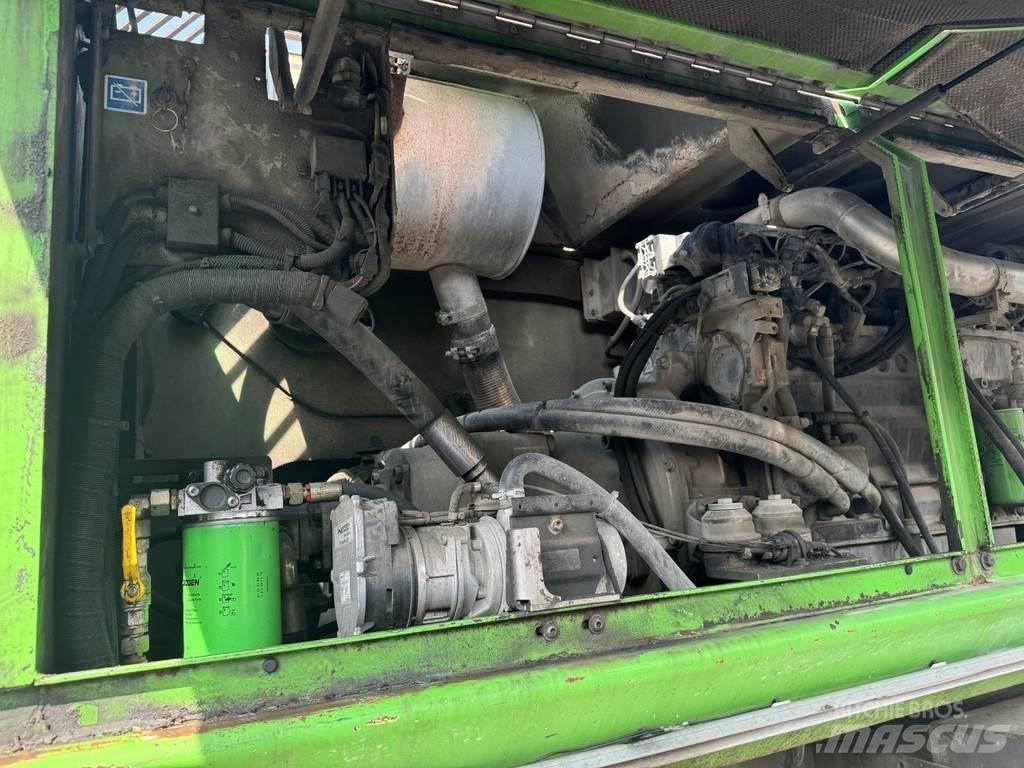 Sennebogen 835M 工业挖掘机