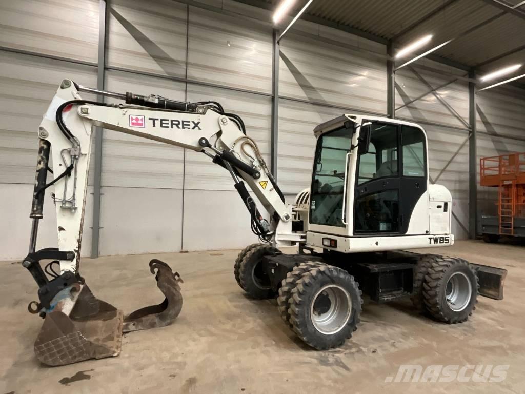 Terex TW 85 轮式挖掘机