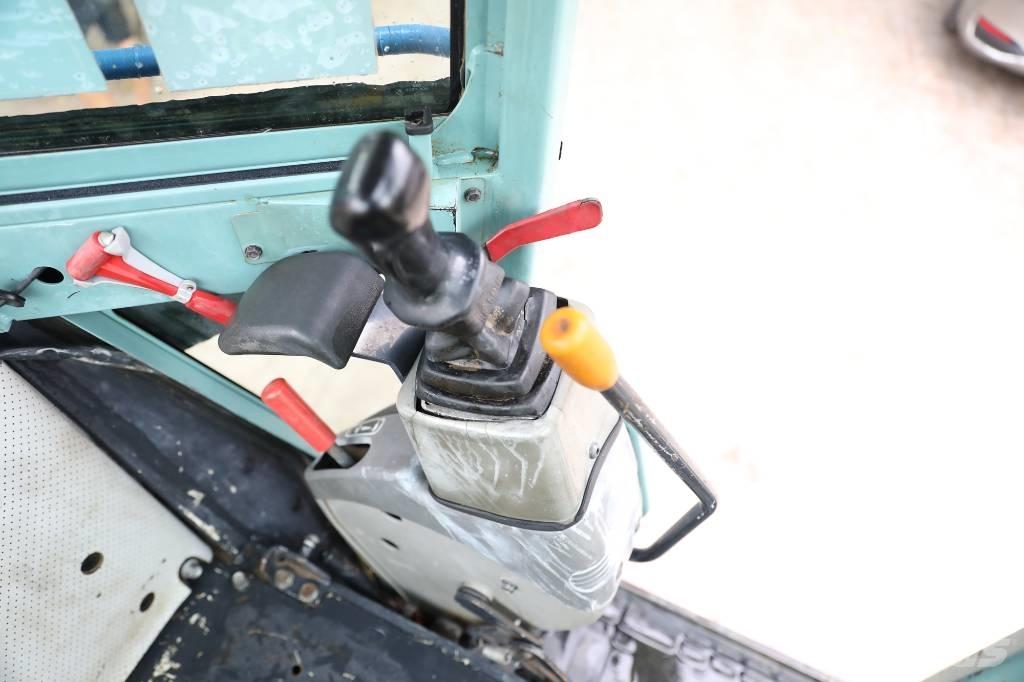 Yanmar Vio 80 中型挖掘机