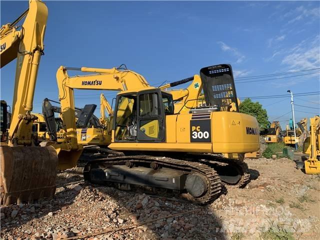 Komatsu PC300-7 履带挖掘机