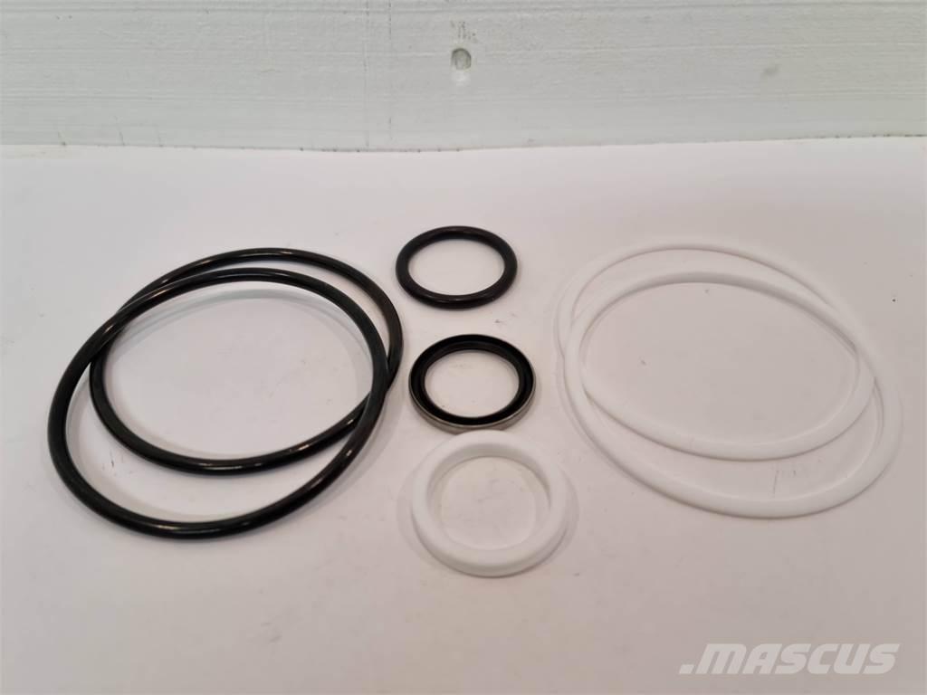  FMG/Ösa 8580123 底盘和悬架