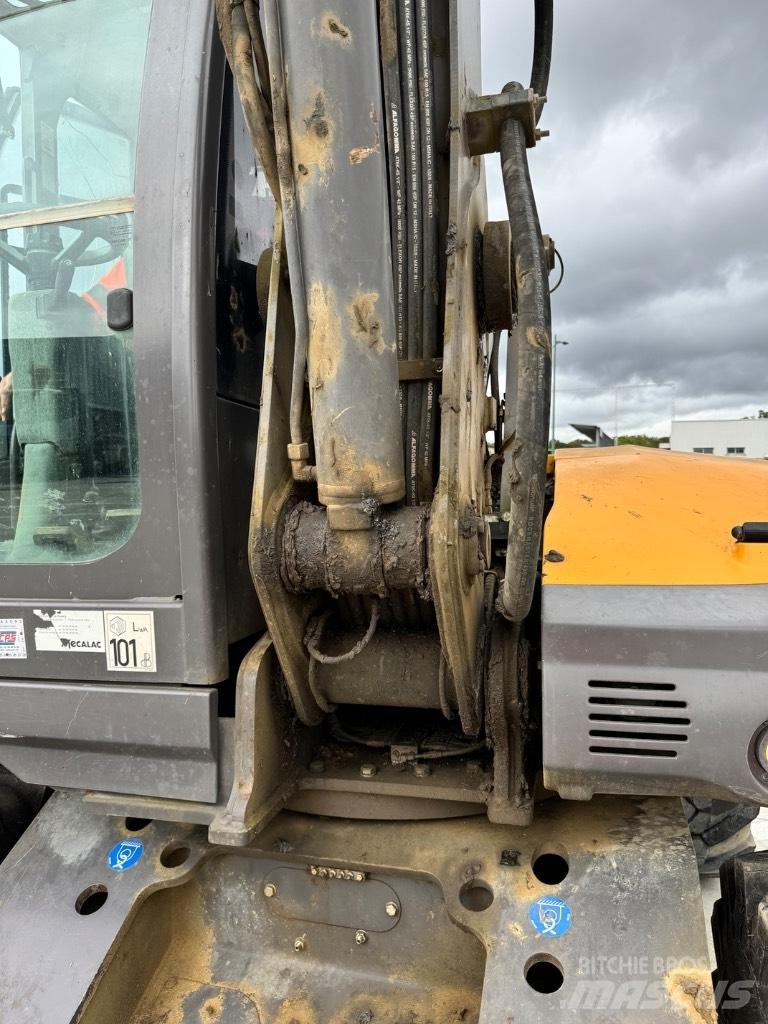 Mecalac 12 MTX 轮式挖掘机