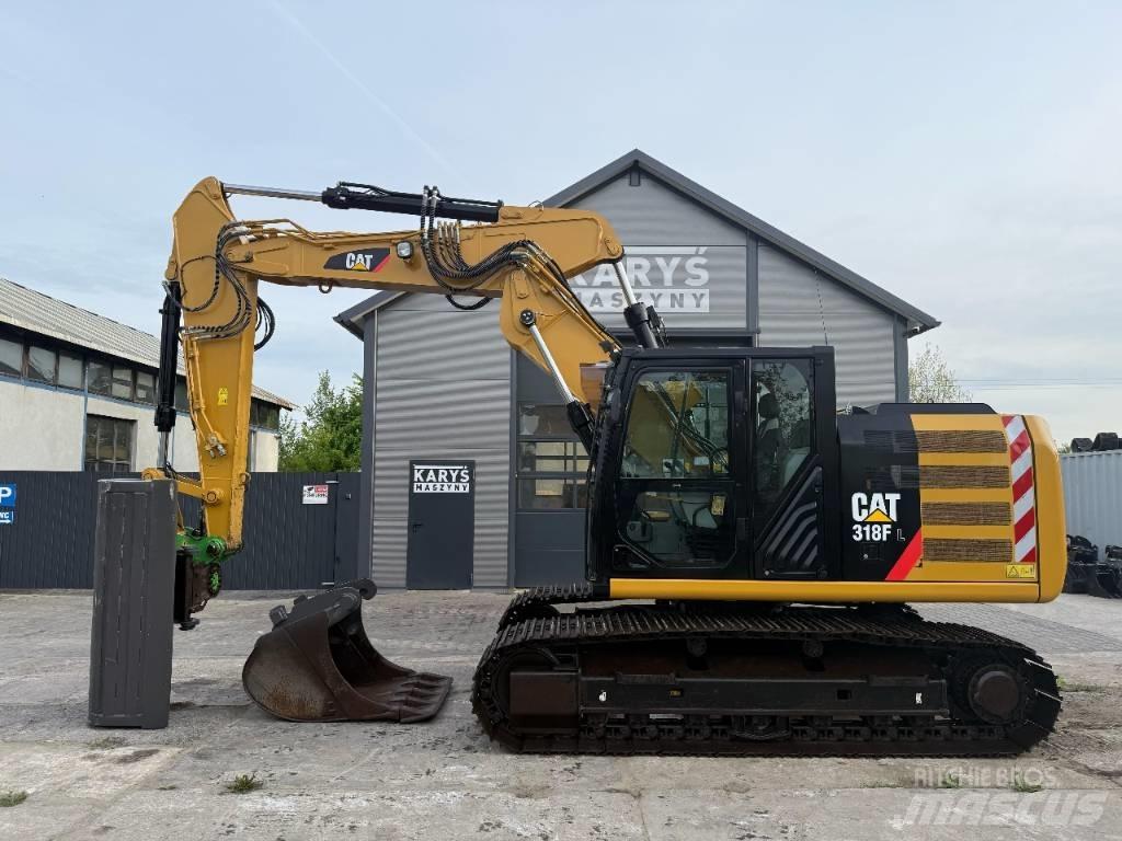 CAT 318 履带挖掘机