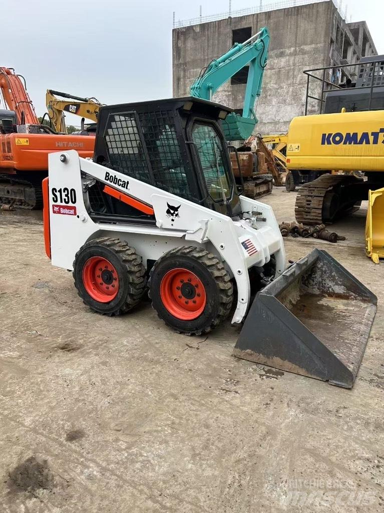 Bobcat S 130 滑移装载机