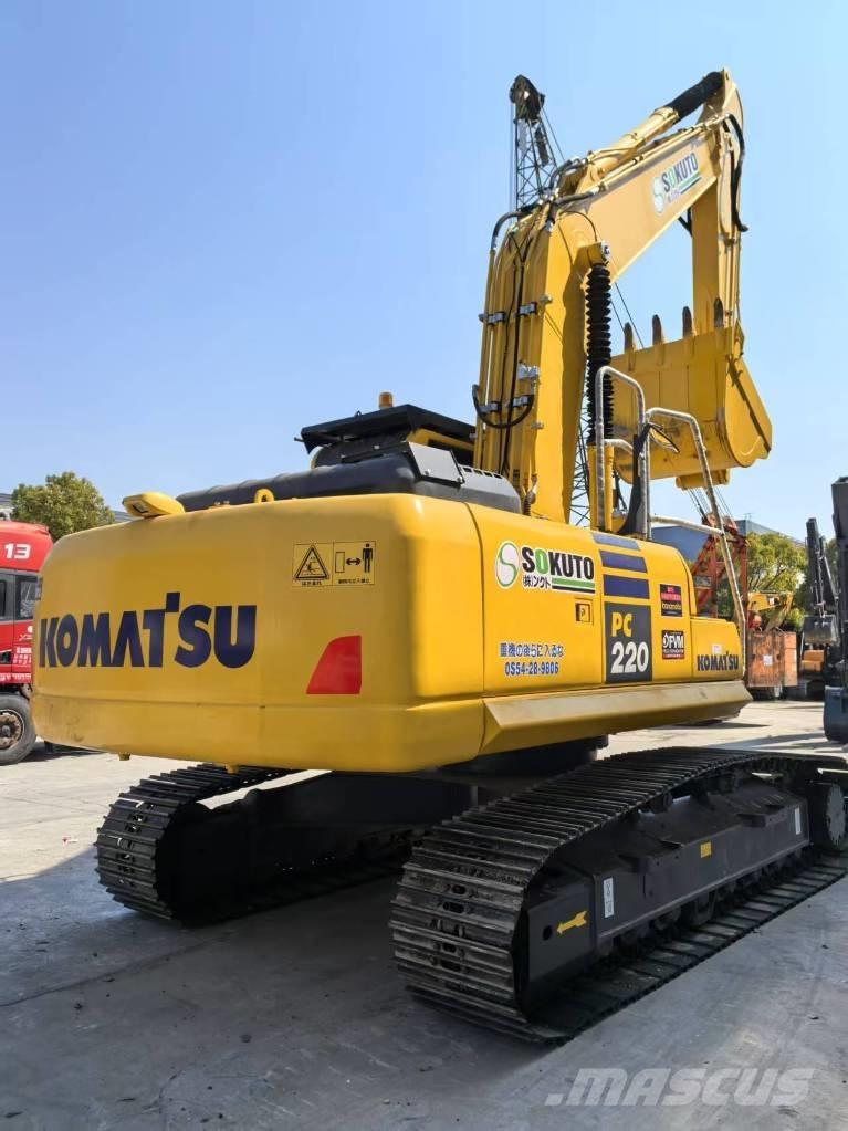 Komatsu PC 220-8 履带挖掘机