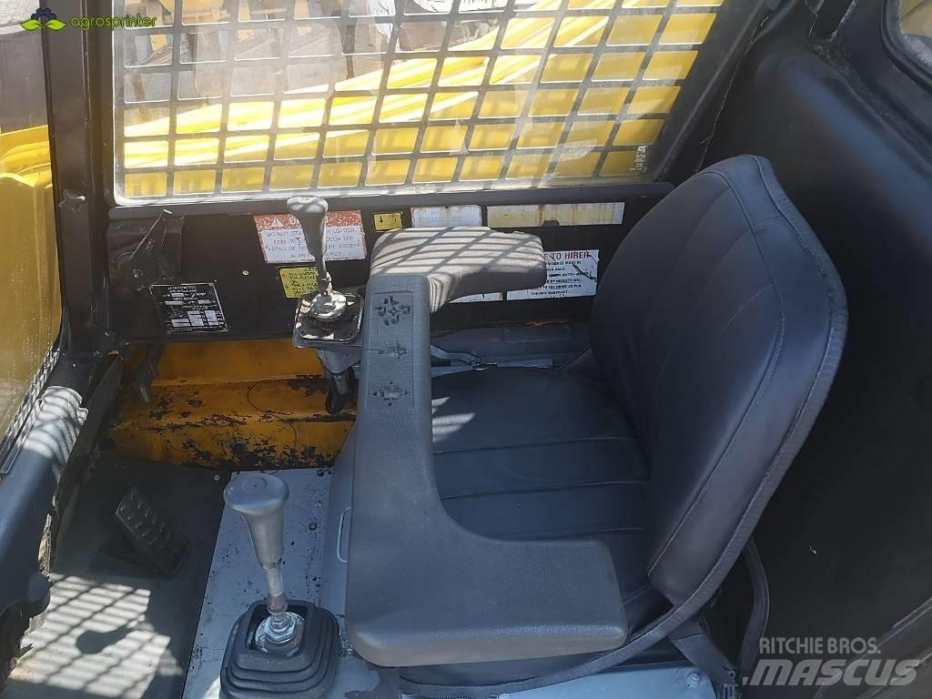 JCB 185 HB 滑移装载机