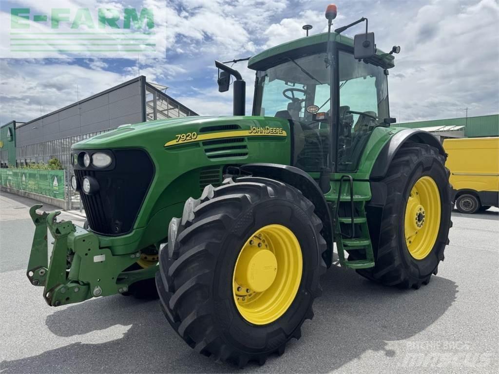 John Deere 7920 拖拉机/农用车