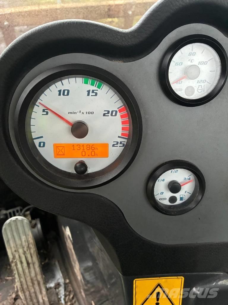  Pisten bully 600 工具车