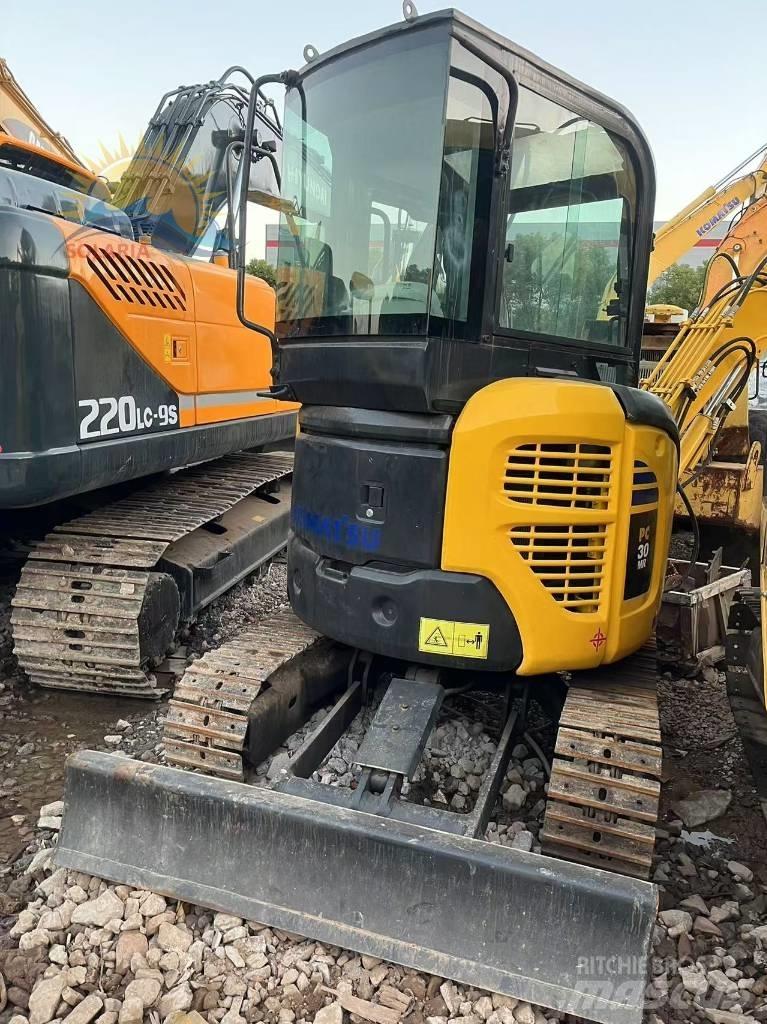 Komatsu PC 30 MR 小型挖掘机