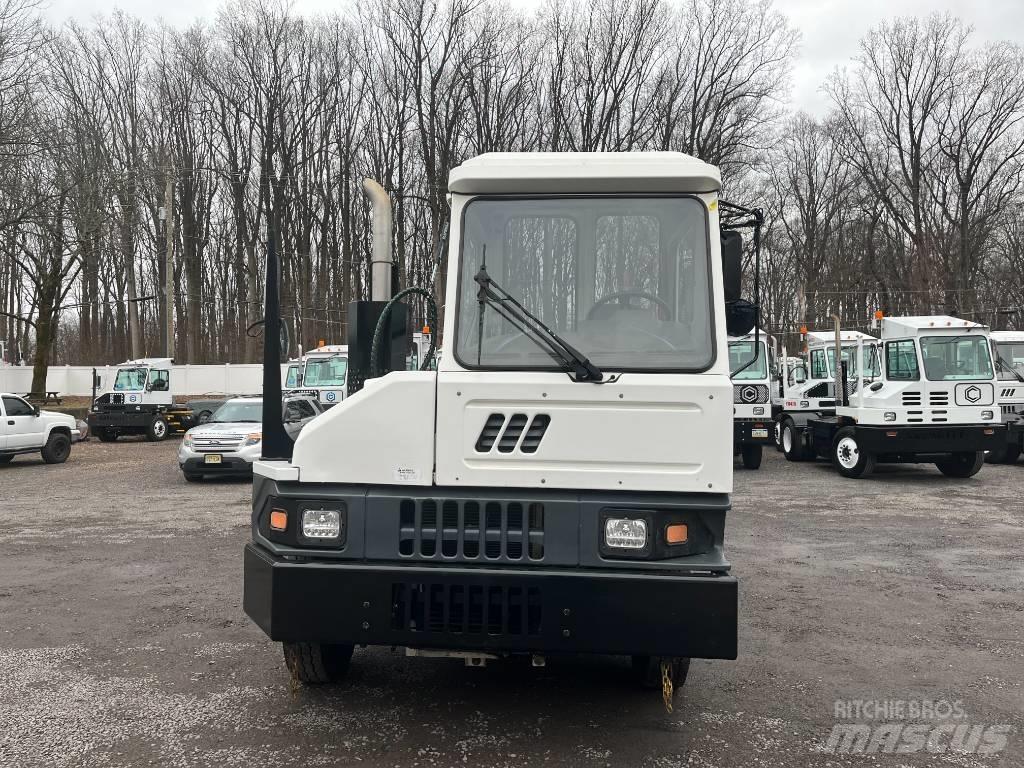 Kalmar Ottawa T 2 码头牵引车