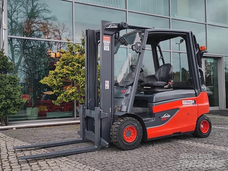 Linde E30L-01 电动叉车