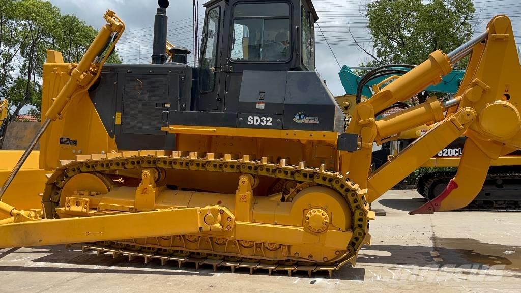 Shantui SD 32 D 履带式推土机