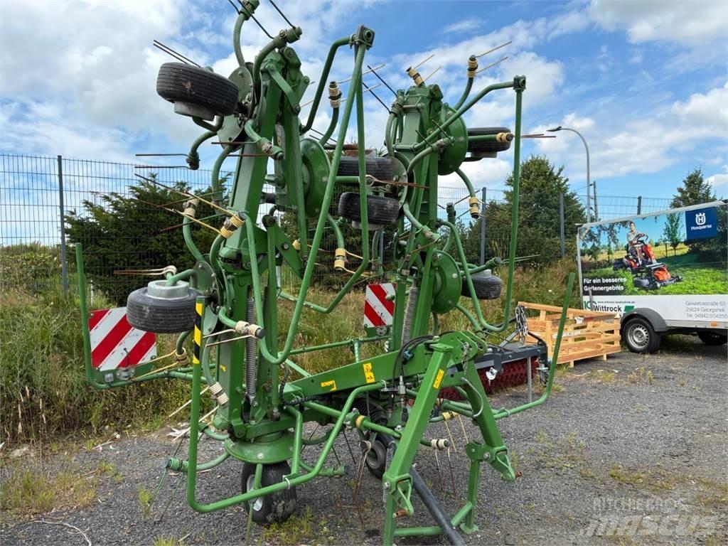 Krone KW 8.82/8 犁耙和摊草机