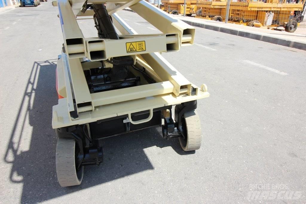 JLG 3246 ES 剪叉式升降机