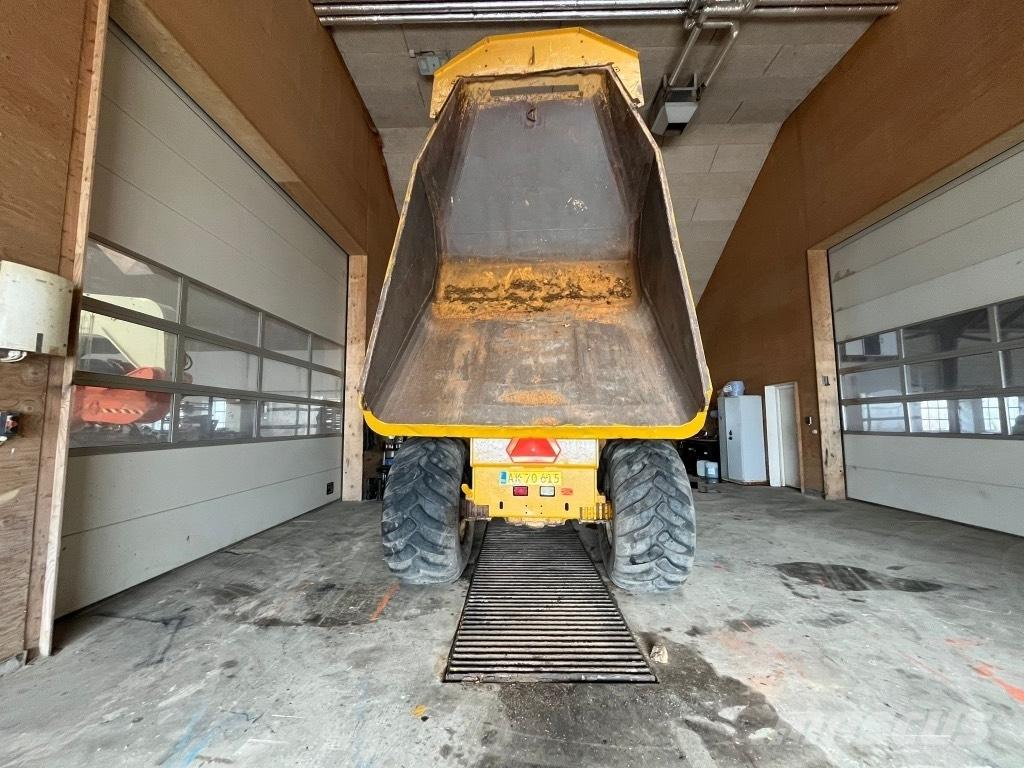 Hydrema 912 ES 铰接式自卸车