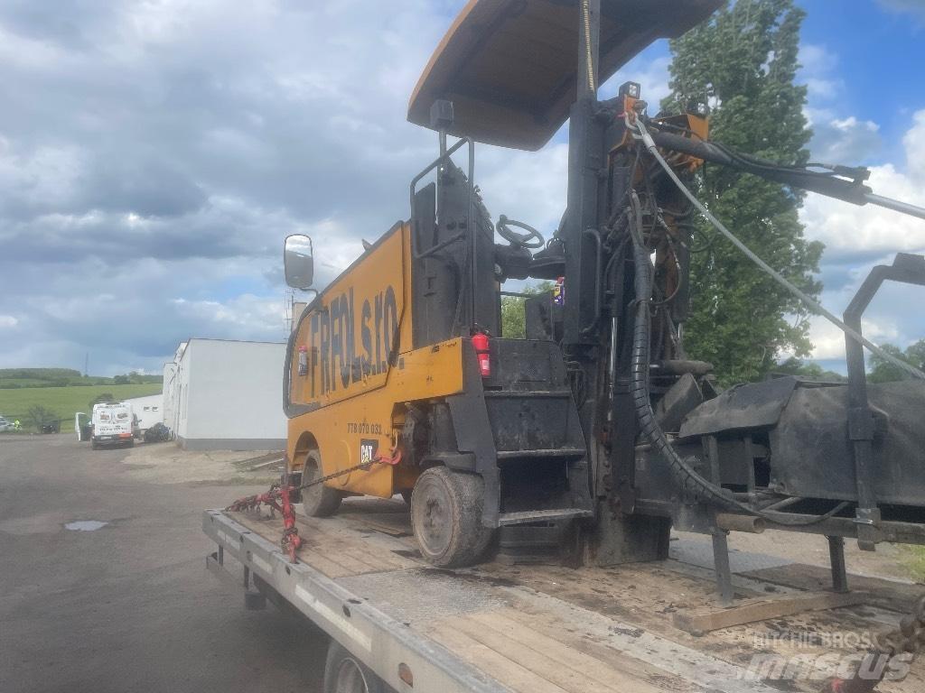Wirtgen DC50 沥青碎石同步封层车