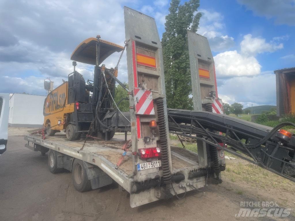 Wirtgen DC50 沥青碎石同步封层车