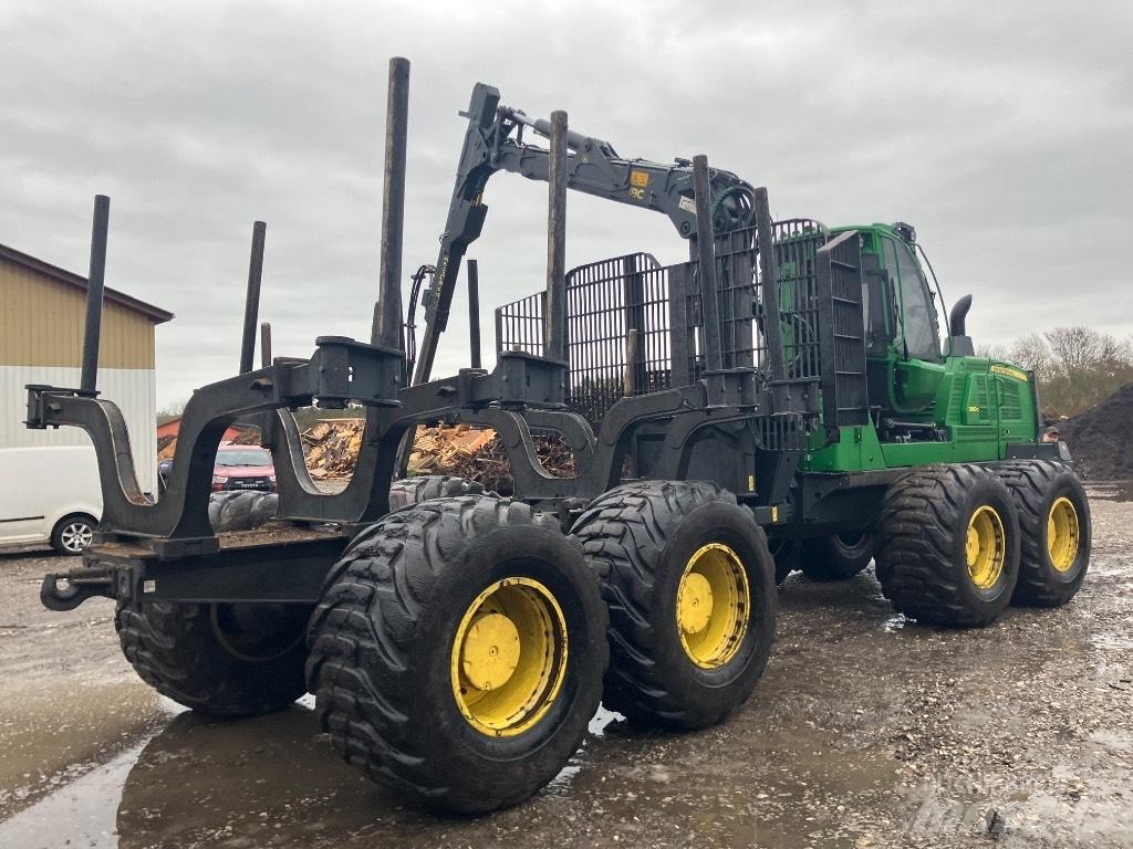 John Deere 1910G 集运机