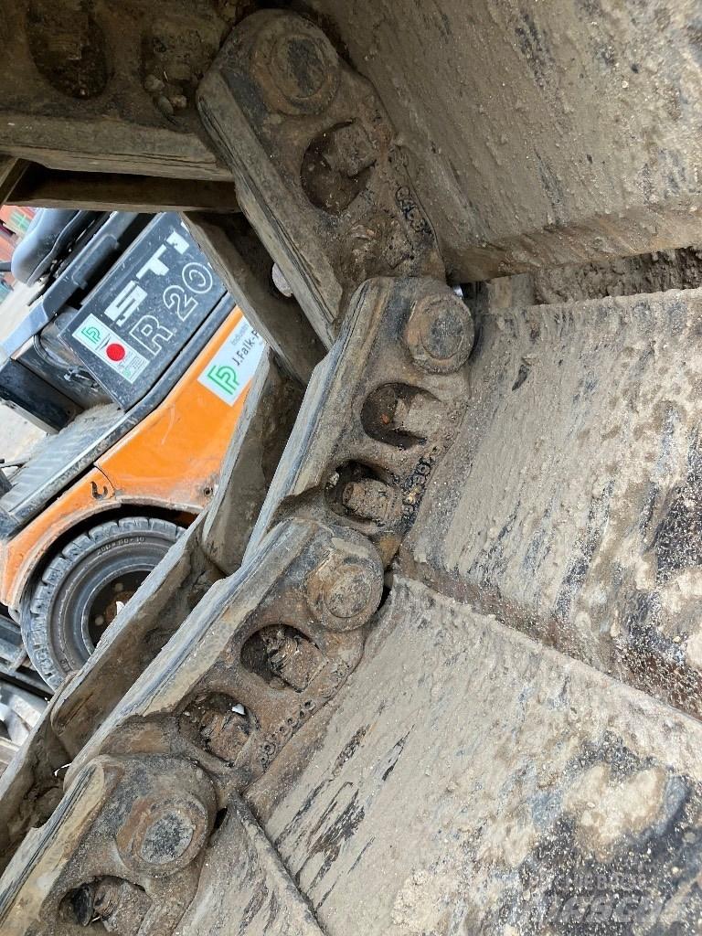 CAT 326 履带挖掘机