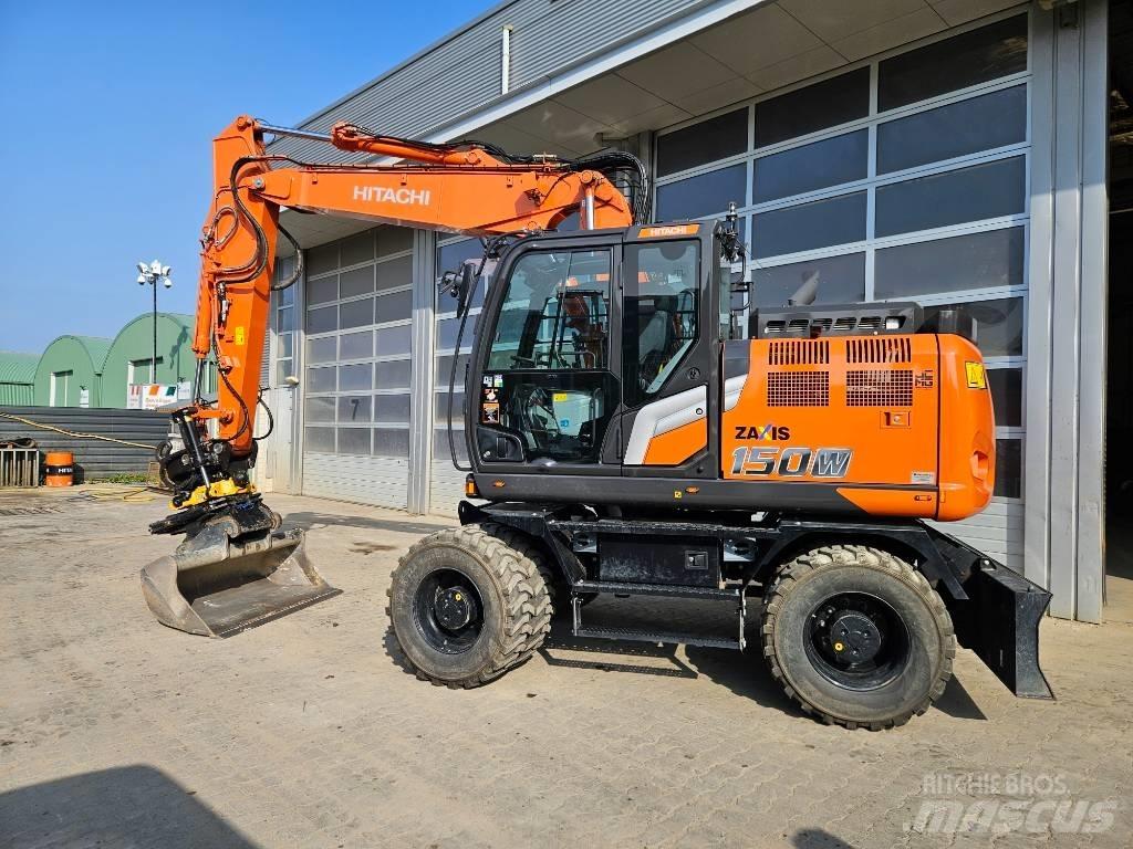 Hitachi ZX150W-7 轮式挖掘机