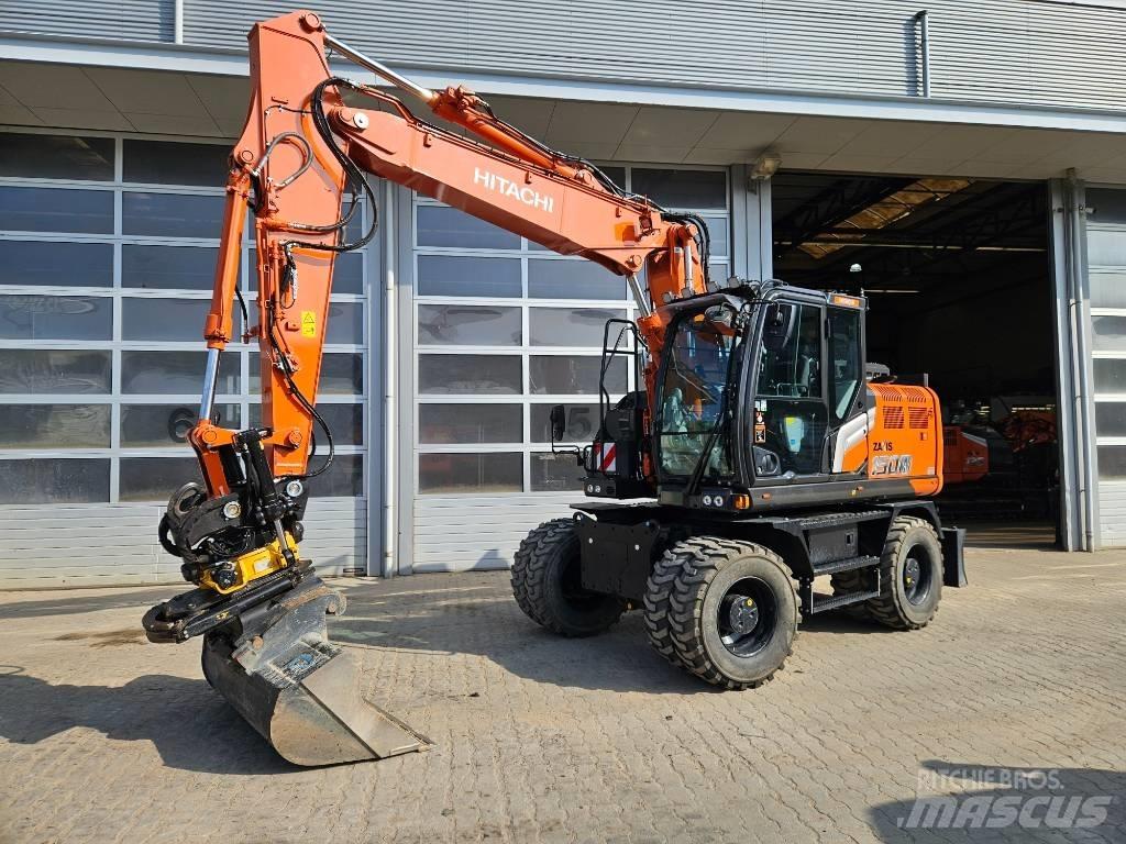 Hitachi ZX150W-7 轮式挖掘机