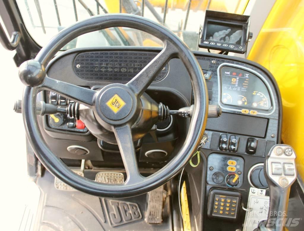JCB 540-170 伸缩臂叉装车|叉装车