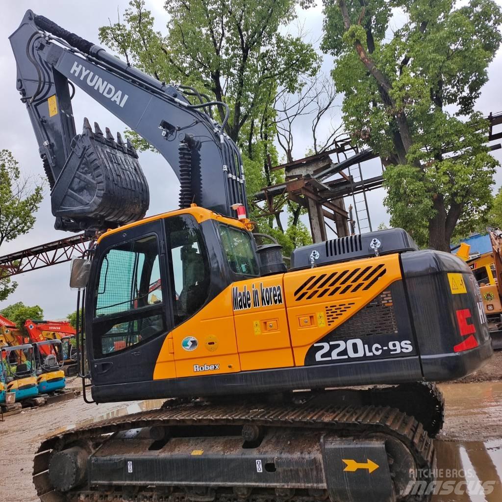 Hyundai 220lc-9s 履带挖掘机