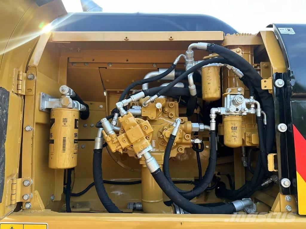 CAT 330 D 履带挖掘机