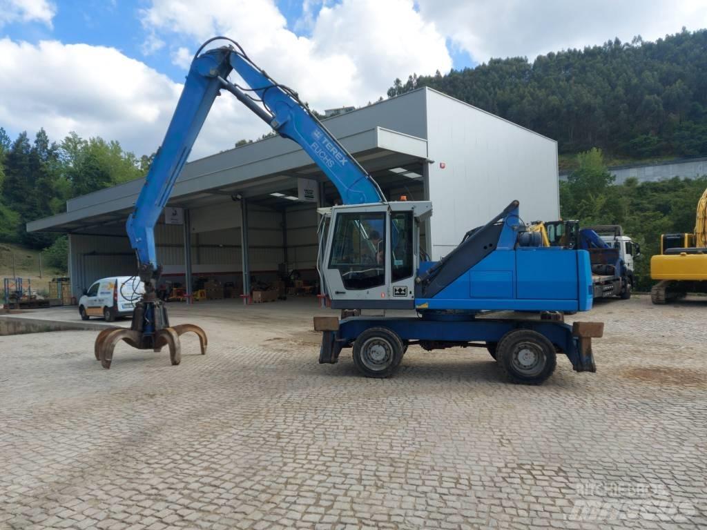 Fuchs MHL 331 工业挖掘机