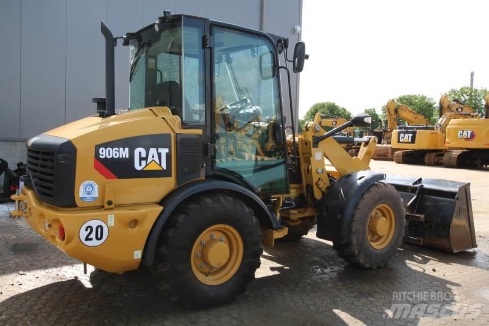 CAT 906M 轮式装载机