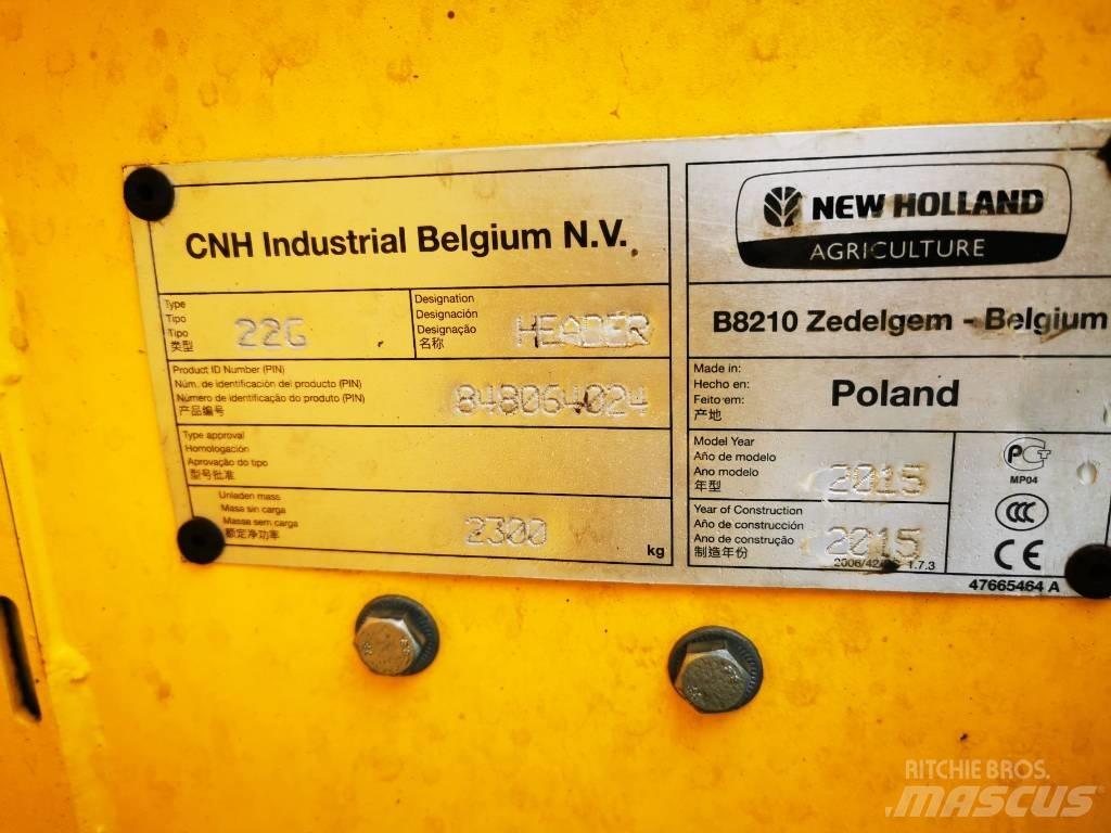 New Holland CX8070 联合收割机