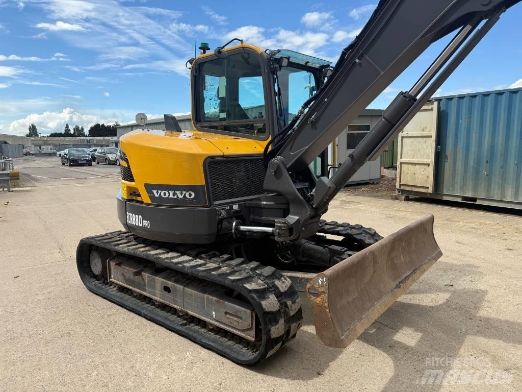 Volvo ECR 88 D 中型挖掘机