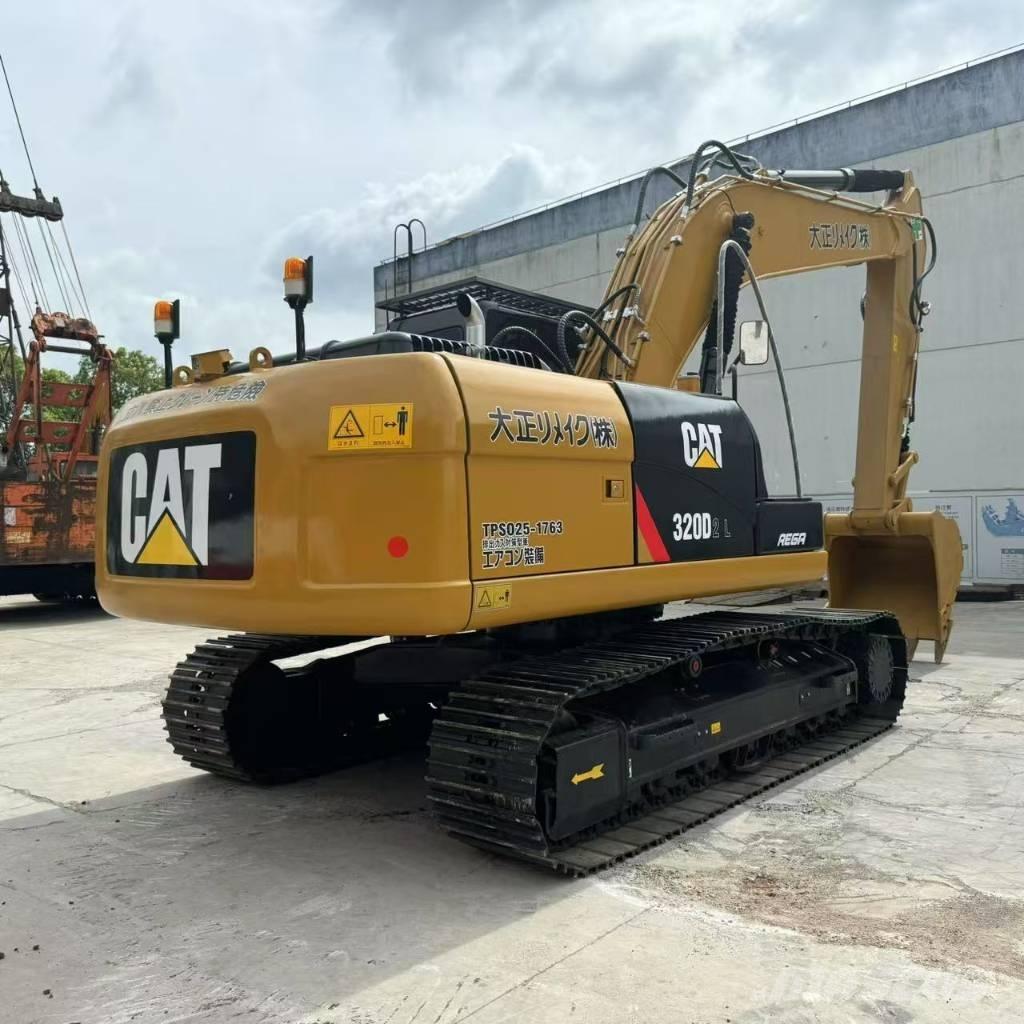 CAT 320D2 履带挖掘机