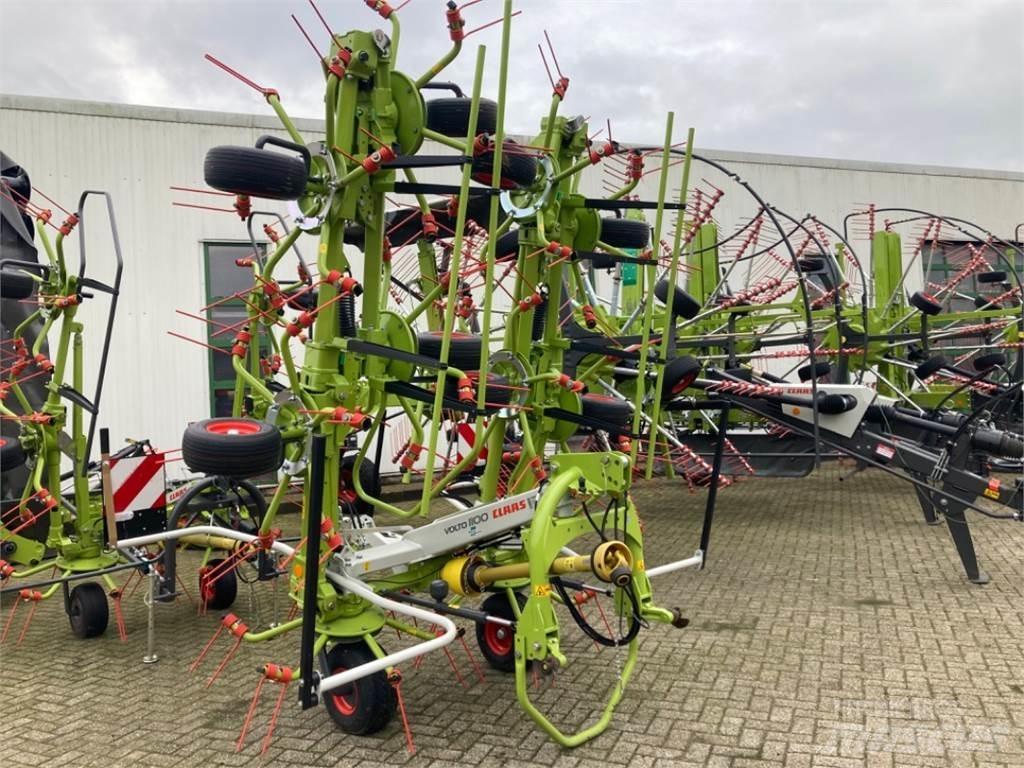 CLAAS Volto 1100 犁耙和摊草机