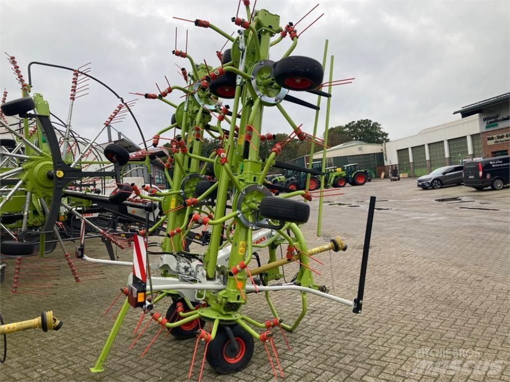 CLAAS Volto 1100 犁耙和摊草机
