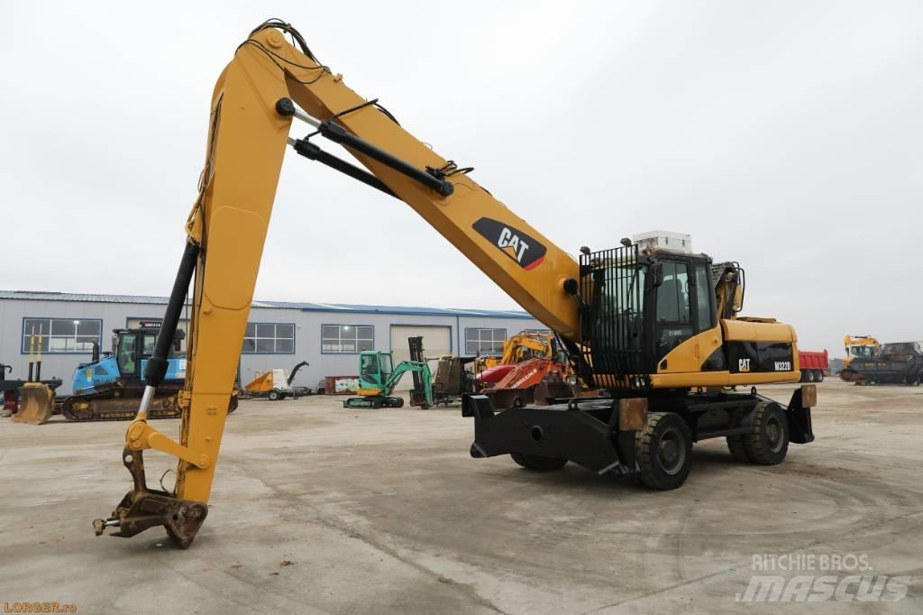 CAT M 322 D 工业挖掘机