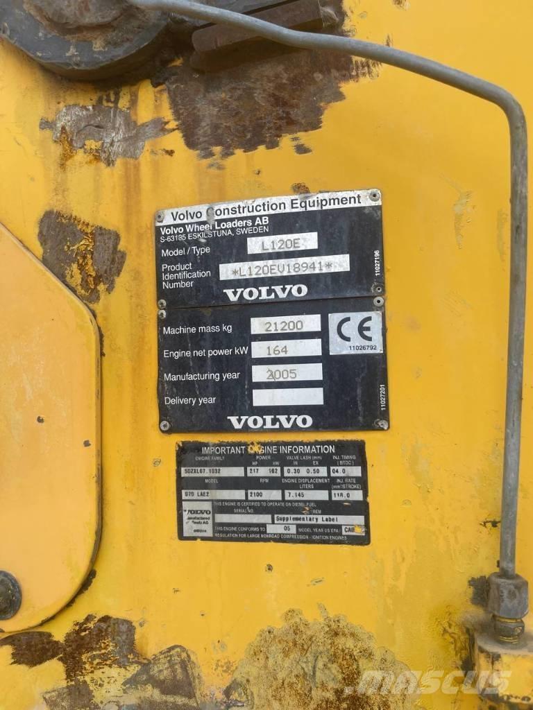 Volvo L 120 E 轮式装载机