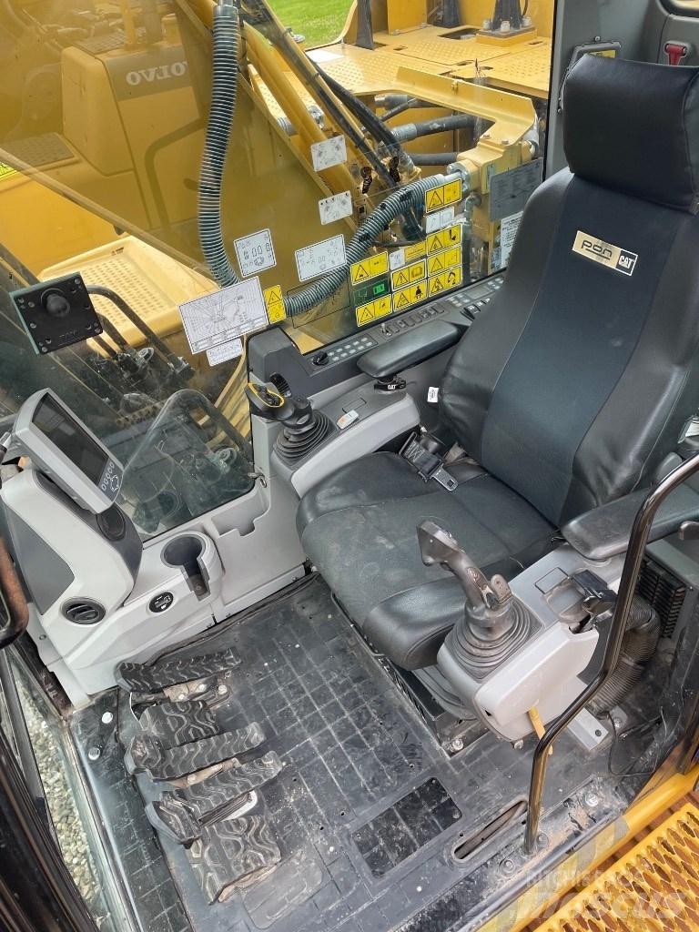 CAT 323FL 履带挖掘机