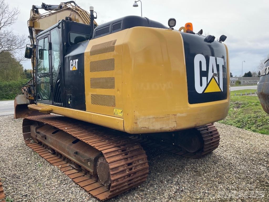 CAT 323FL 履带挖掘机