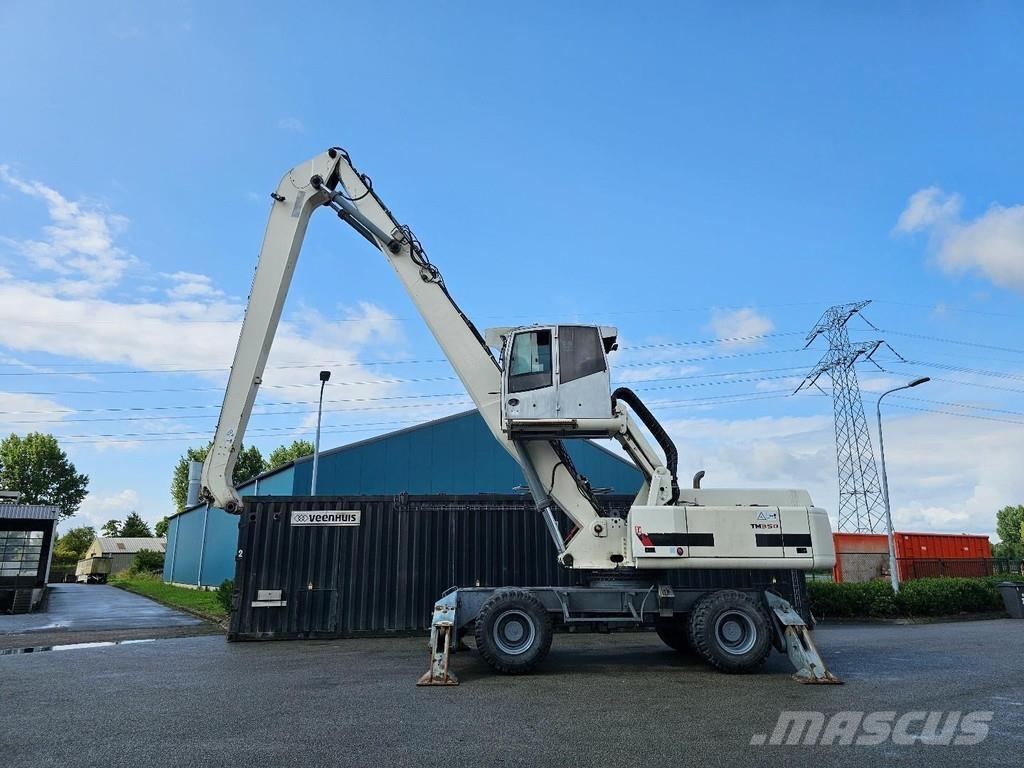 Terex TM350 工业挖掘机