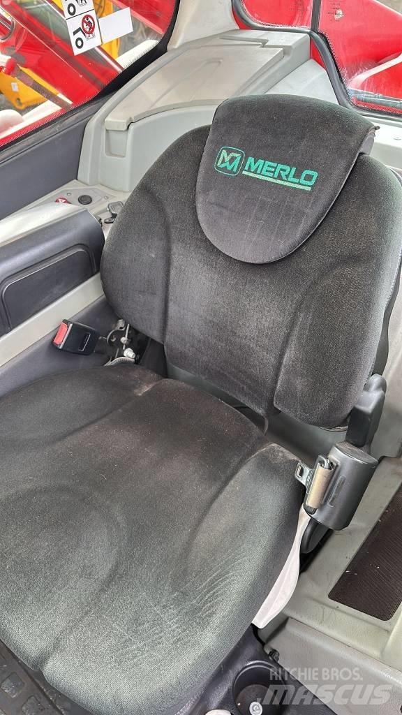 Merlo TF 38.7-120 伸缩轮式装载机