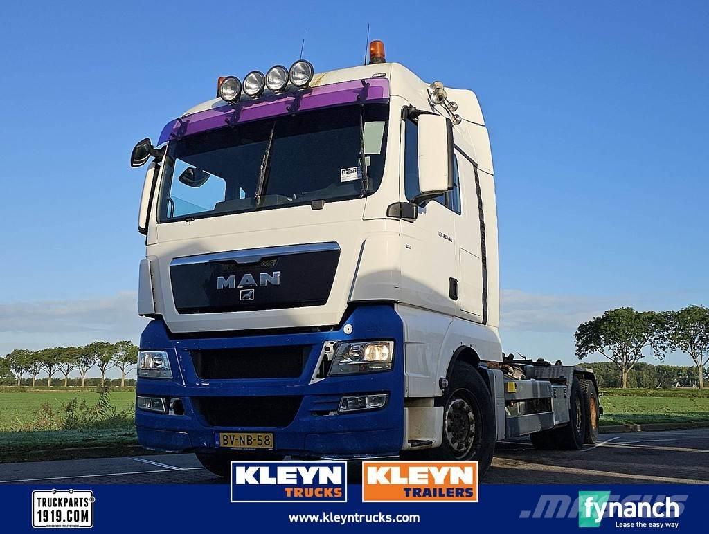 MAN 28.440 TGX 工程吊钩车