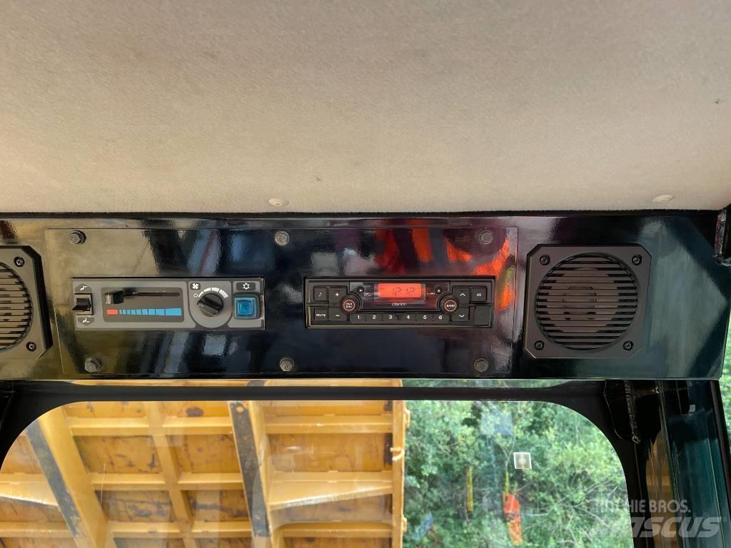 Morooka MST 1500 V D 履带式自卸车