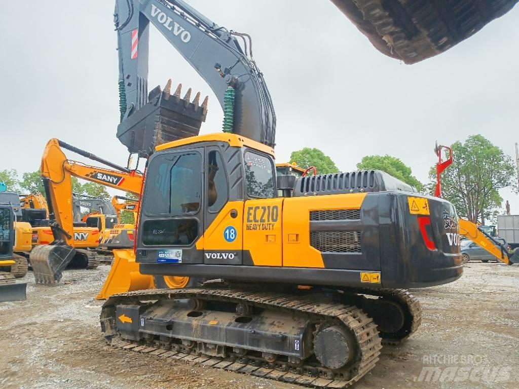 Volvo EC 210 中型挖掘机